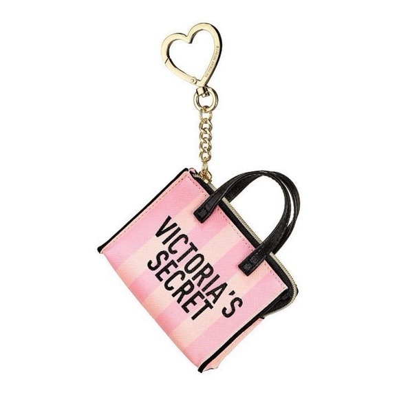 Victoria’s Secret - Picture 5 of 10